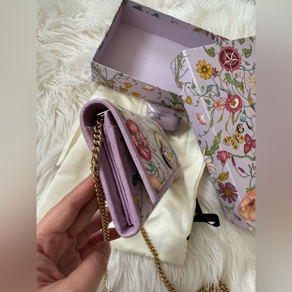 GUCCI Lavender Flora Wallet On Chain 💜💜 - Picture 6 of 7